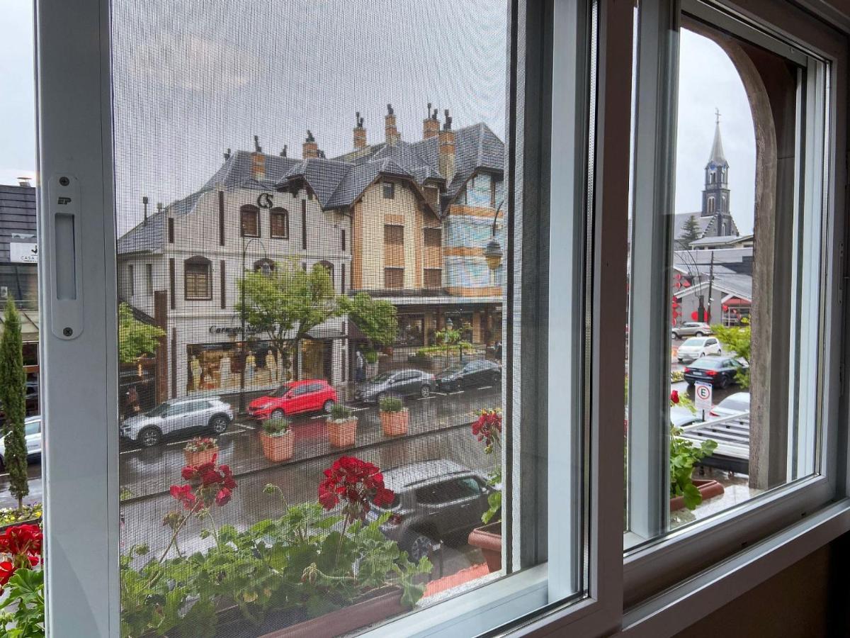 Locar-In Gramado- 100M Rua Coberta Lejlighed Eksteriør billede
